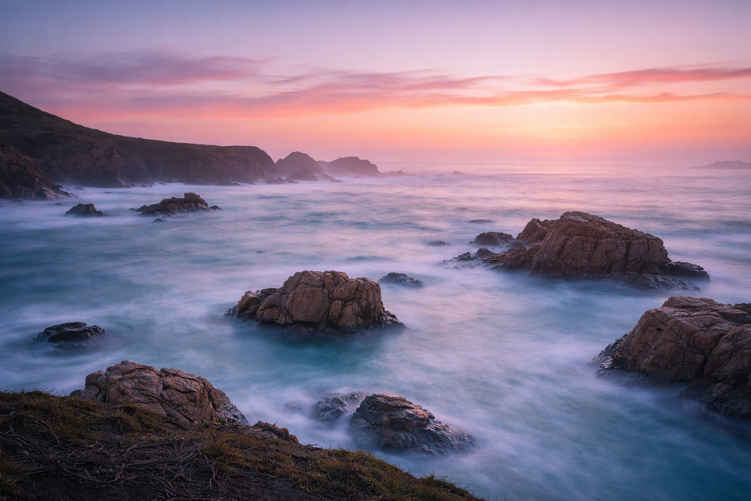 Stunning Coastal Sunrise with Rocky Shoreline - Free Nature Desktop Wallpaper