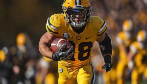 American Football Player Wallpaper SEC College Sports 4K Background