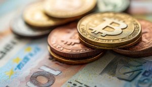 Bitcoin Cryptocurrency Gold Coins Euro Notes 4K Desktop Wallpaper